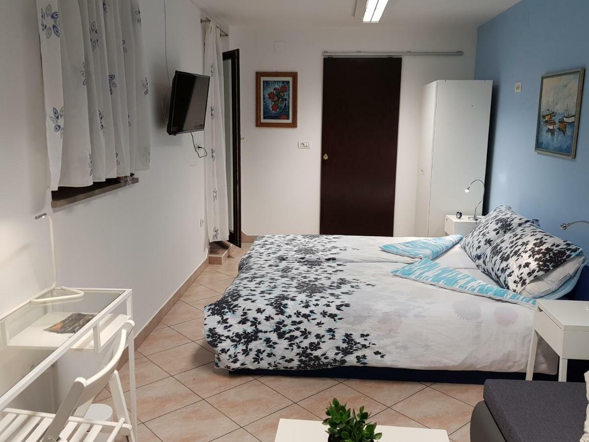 L&M Room Pula Zewnętrze zdjęcie